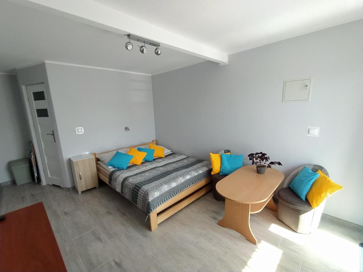 Moris 2 Pokoje Goscinne Łeba Exterior foto